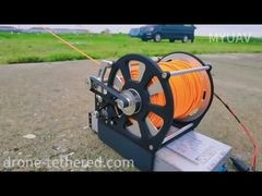 Stazione di droni grigio certificata con capacità di carico utile di 5 kg con posizionamento GPS e treppiede o montatura a palo