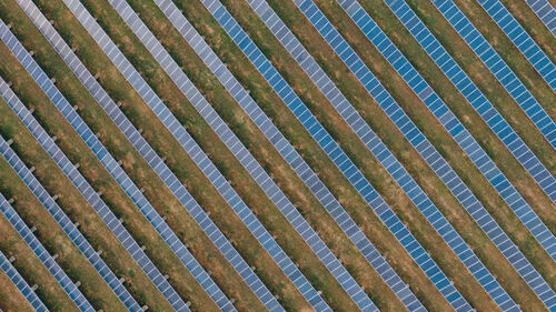ultime notizie aziendali su Gestione intelligente del funzionamento e della manutenzione dei moduli fotovoltaici: identificazione intelligente dei rischi di incendio nei moduli fotovoltaici danneggiati e rilevamento dell'inquinamento