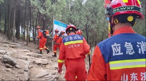 ultime notizie aziendali su I droni di Jinan sono ufficialmente "in servizio", e il nuovo modello di "difesa del popolo + difesa tecnica" protegge le acque verdi e le montagne verdi