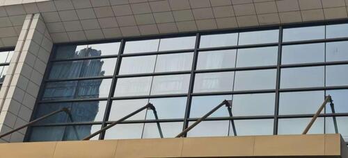 ultime notizie aziendali su UAV per la pulizia ad alta quota MYUAV, operazione standardizzata di Chengdu per praticare la pulizia ecologica