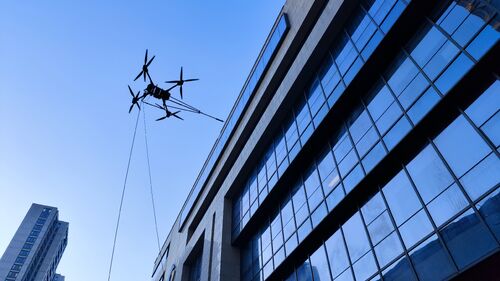 ultime notizie aziendali su La nuova politica di Hong Kong sui droni da 150 kg: la tecnologia di collegamento MYUAV apre l'oceano blu delle operazioni pesanti