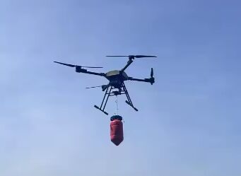 ultime notizie aziendali su Secchi antincendio con drone e cavi vs. bombe antincendio: quale attrezzatura è più adatta alle tue esigenze?