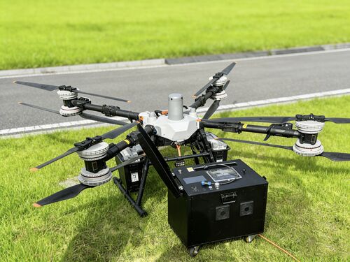 ultime notizie aziendali su 60 metri sopra il suolo! MYUAV FC100X Drone antincendio a doppio collegamento sottoposto a prova sul campo