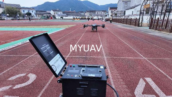 L'approvvigionamento di energia collegato consente un volo continuo di 24 ore di un drone collegato da MYUAV